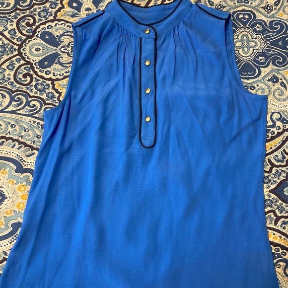 Banana Republic sleeveless blouse